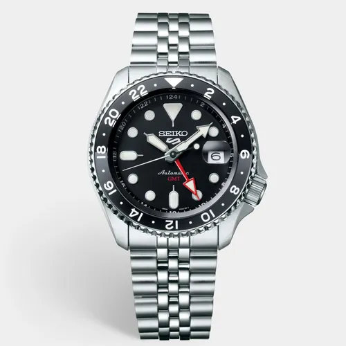 Seiko 5 sports SSK001K1 Black Dial Stainless Steel Men's Wristwatch 42.5 mm